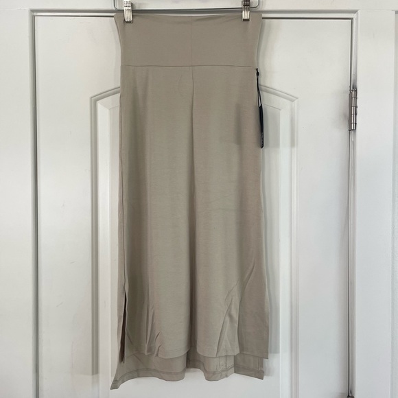 Savvi Luxe Brooklyn Skirt Taupe - S - Picture 5 of 8